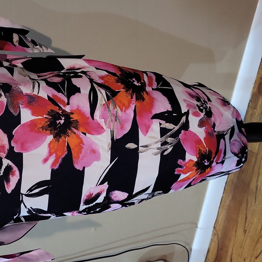 Vince Camuto Dress - Picture 5 of 16